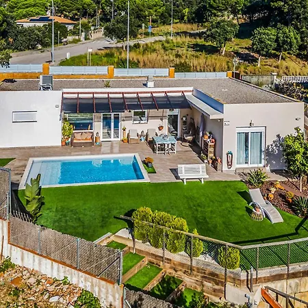 Stunning In With Wifi Holiday home *